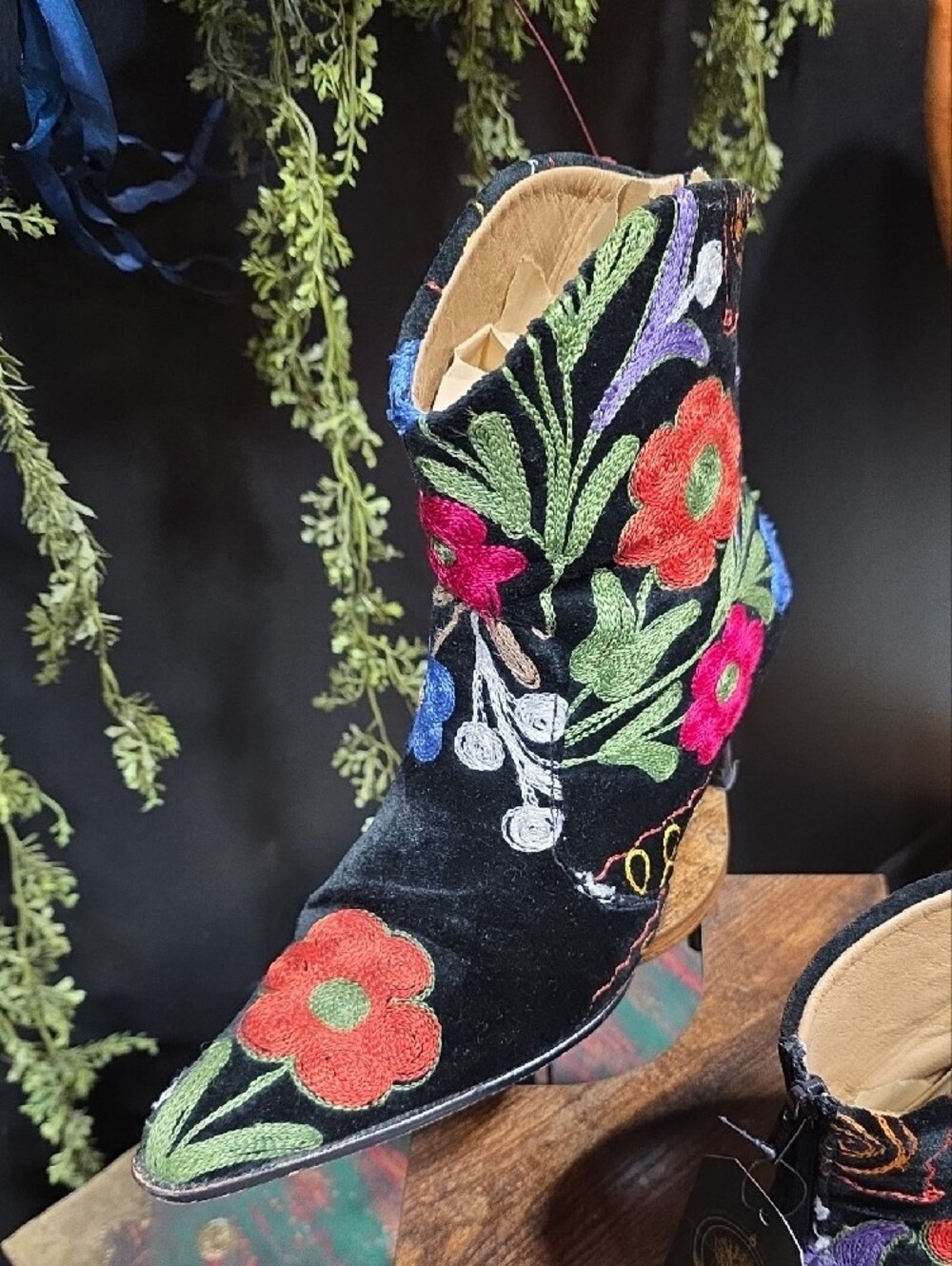 Embroidered Black Floral Western Ankle Boots - Picture 5 of 12